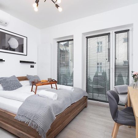 Modern Studio Cracow Rakowicka 14 By Noclegi Renters 克拉科夫 外观 照片